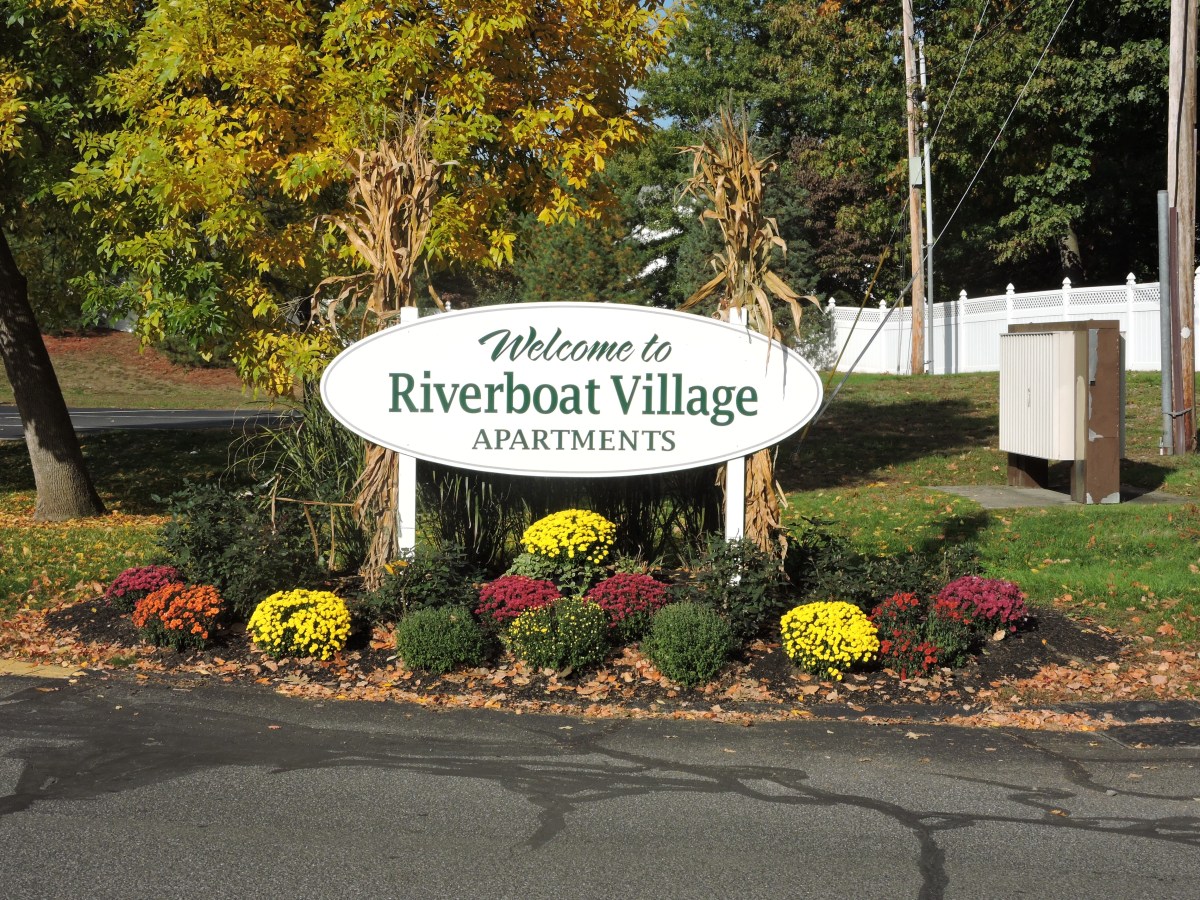 Riverboat Village Apartments South Hadley, Massachusetts